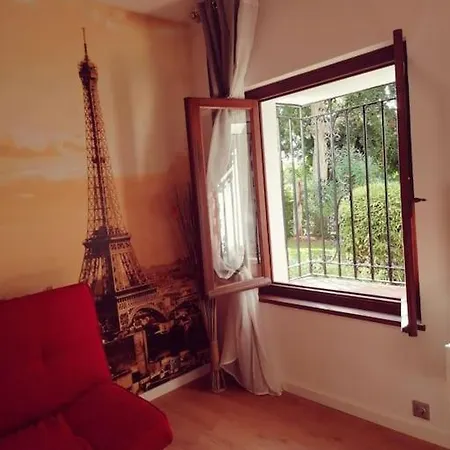 Studio Paris Апартаменты Эстепона