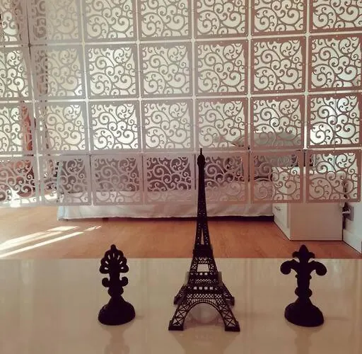 Studio Paris Естепона