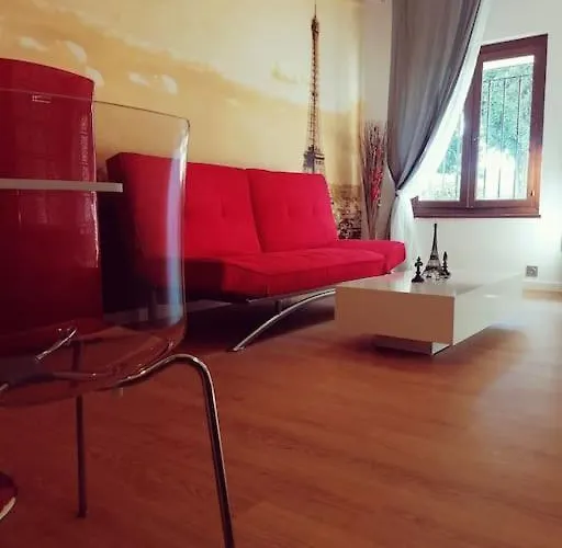 Studio Paris Естепона