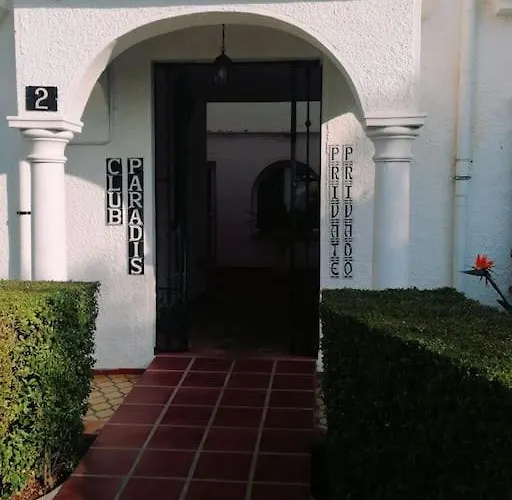 Studio Paris Апартаменти