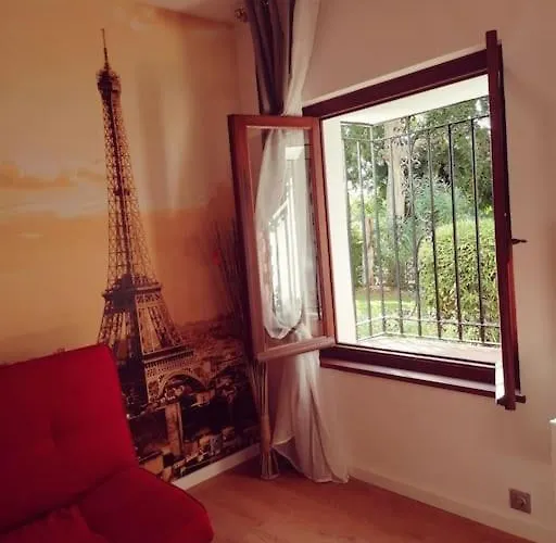 Studio Paris Апартаменти Естепона