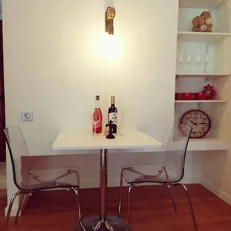 Studio Paris 埃斯特波纳